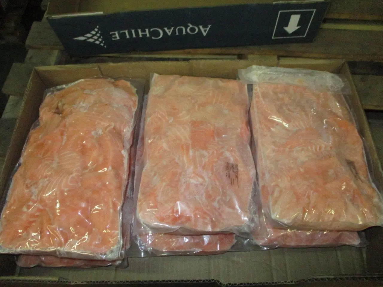 фотография продукта Куски лосося премиум Чили 2,5*6 в СПБ